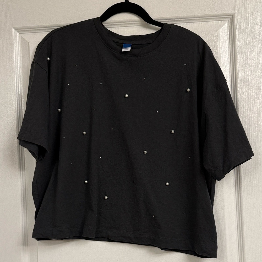 Grey Short Sleeve Tee with Subtle Embellishments